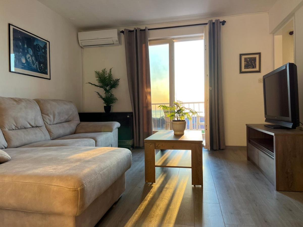 Sea View Apartment Пореч Экстерьер фото